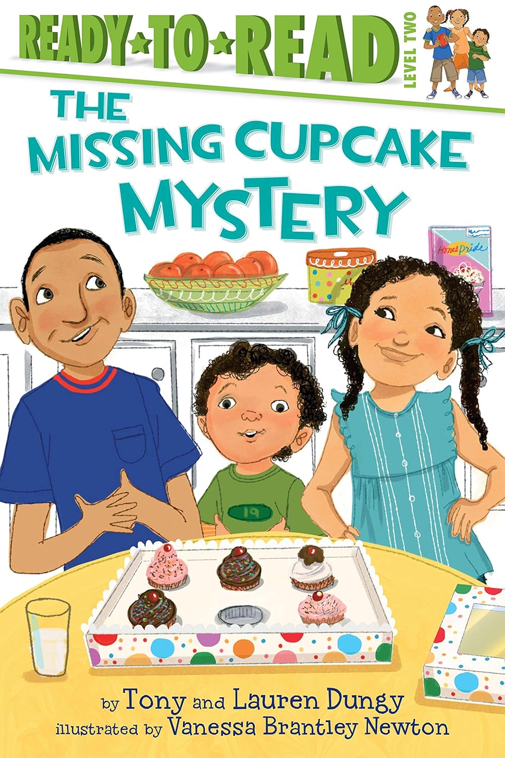 The Missing Cupcake Mystery: Ready-to-Read Level 2